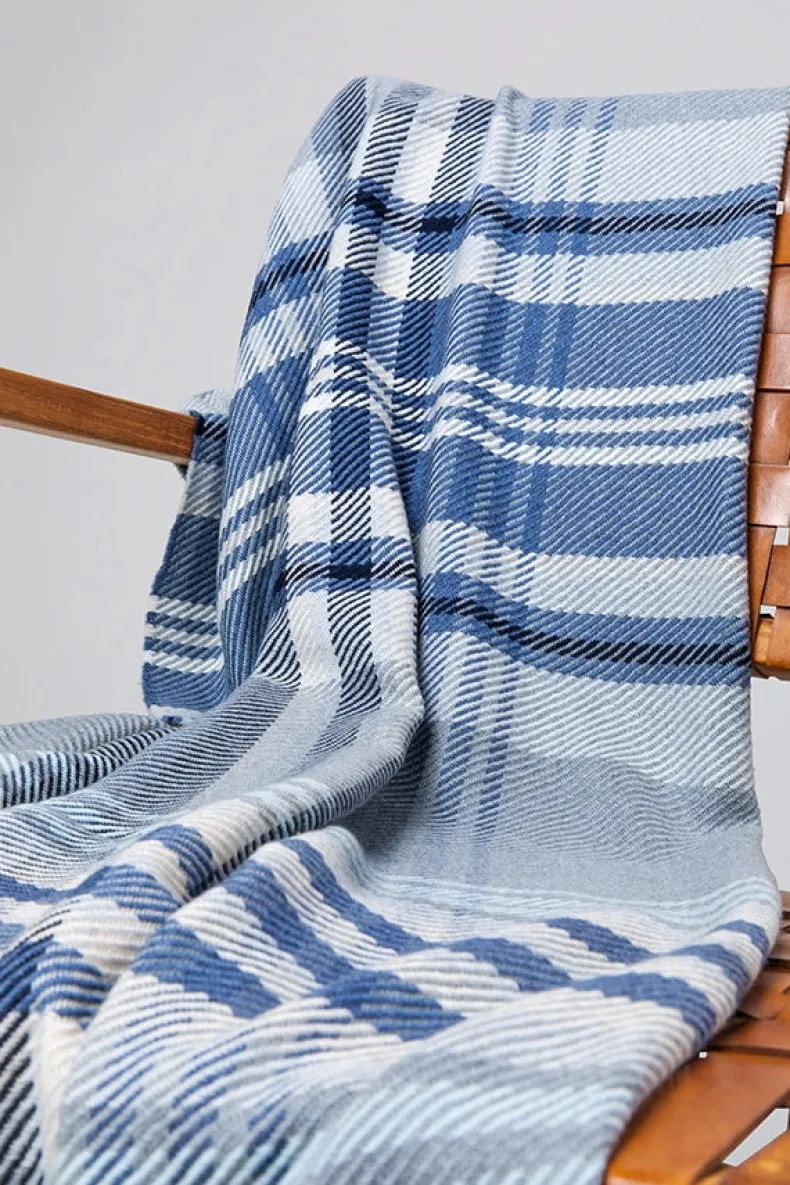 JOHNSTONS OF ELGIN LOFTY CHECK THROW - BLUE & GREY