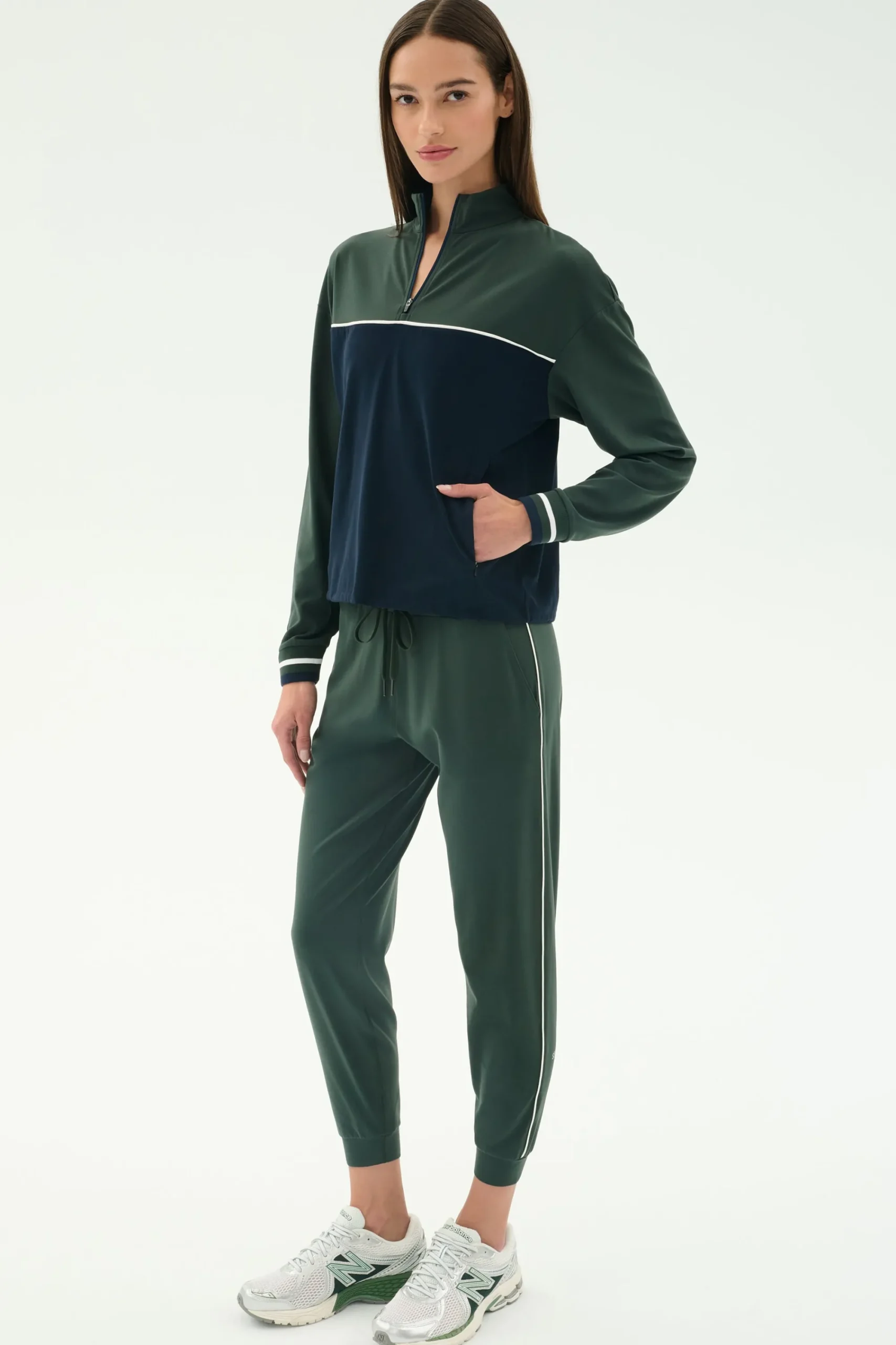 Outlet Airweight Jogger 7/8 with Piping Sweats & Tracksuits|Lifestyle Pants